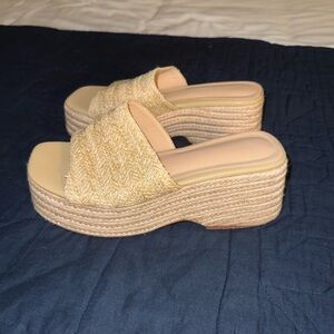 Women's Platform Raffia Sandals